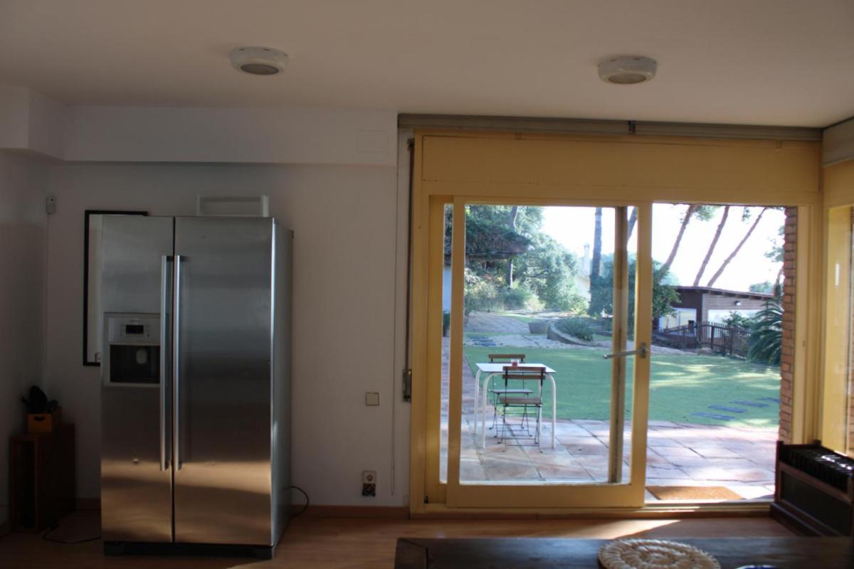 Villa Maresme & Villa Rosa Mataro Exterior photo