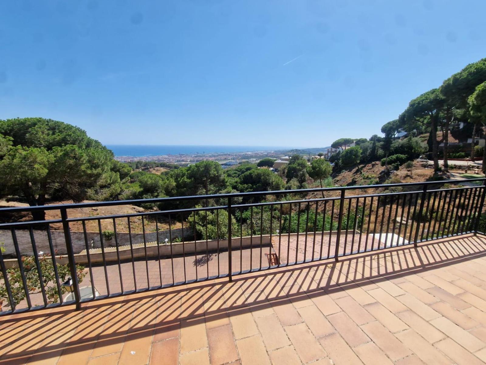 Villa Maresme & Villa Rosa Mataro Exterior photo