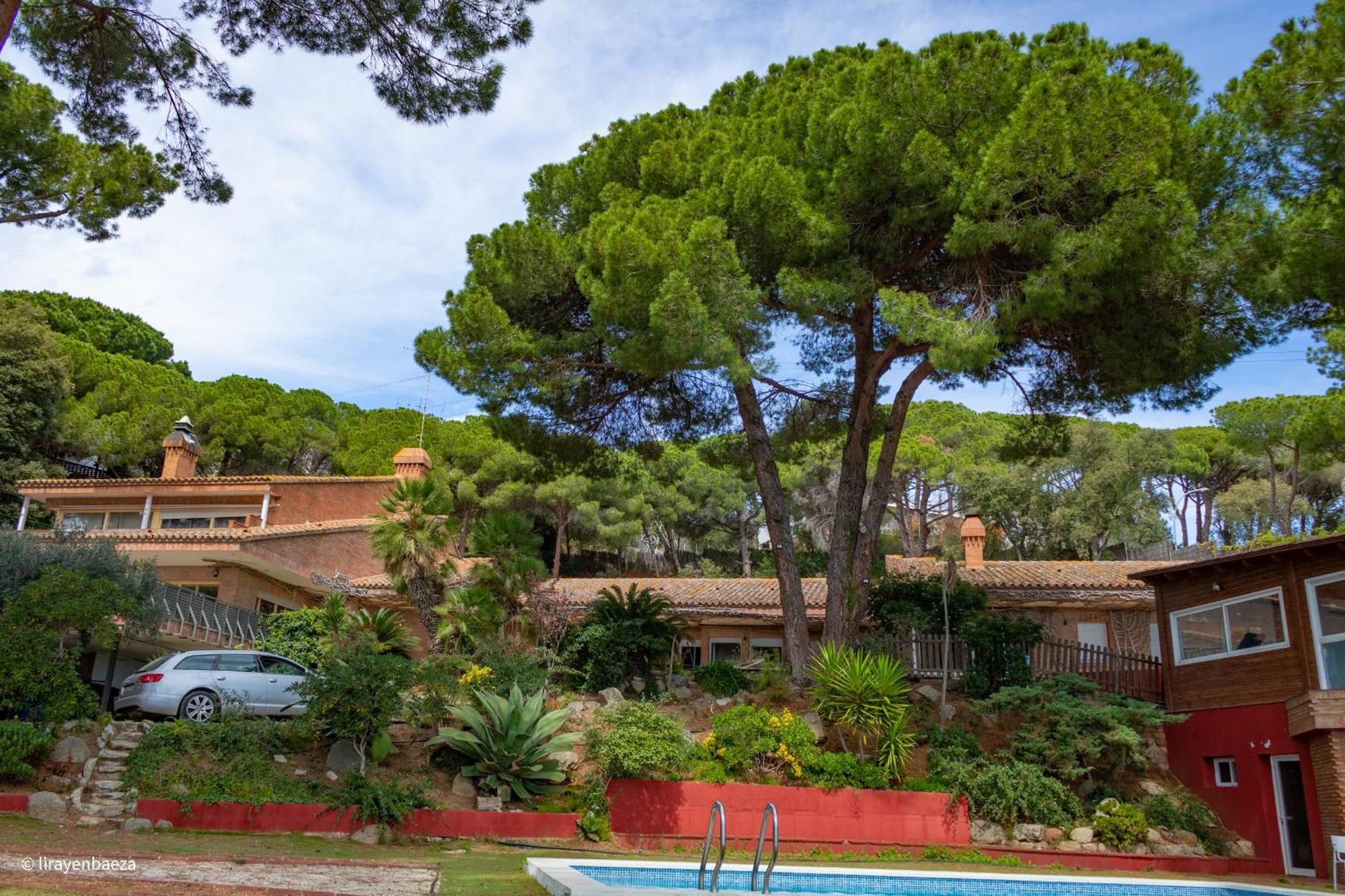 Villa Maresme & Villa Rosa Mataro Exterior photo